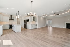 Woodhaven Dr-S1004-006.jpg