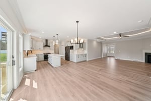 Woodhaven Dr-S1004-017.jpg