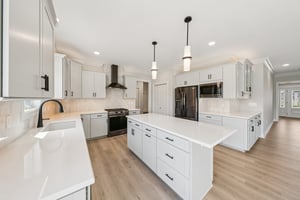 Woodhaven Dr-S1004-021.jpg