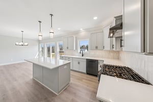 Woodhaven Dr-S1004-026.jpg