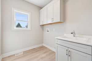 Woodhaven Dr-S1004-030.jpg