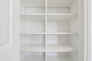 Woodhaven Dr-S1004-034.jpg