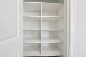 Woodhaven Dr-S1004-039.jpg