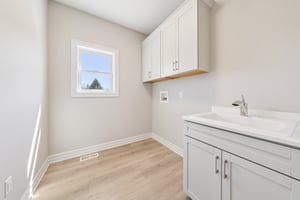 Woodhaven Dr-S1004-041.jpg