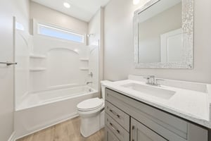 Woodhaven Dr-S1004-070.jpg