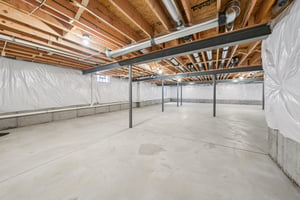 Woodhaven Dr-S1004-079.jpg