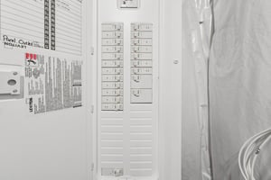 Woodhaven Dr-S1004-083.jpg