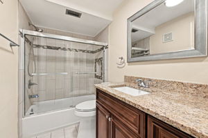 Bathroom2