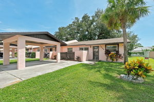 Front Exterior4