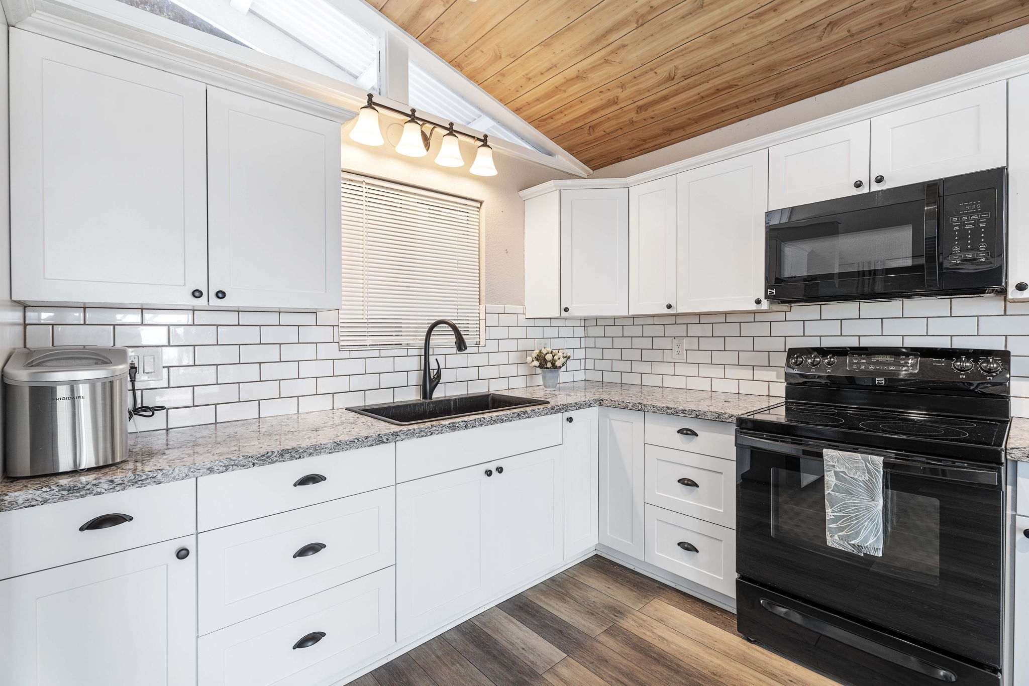 Kitchen 3
