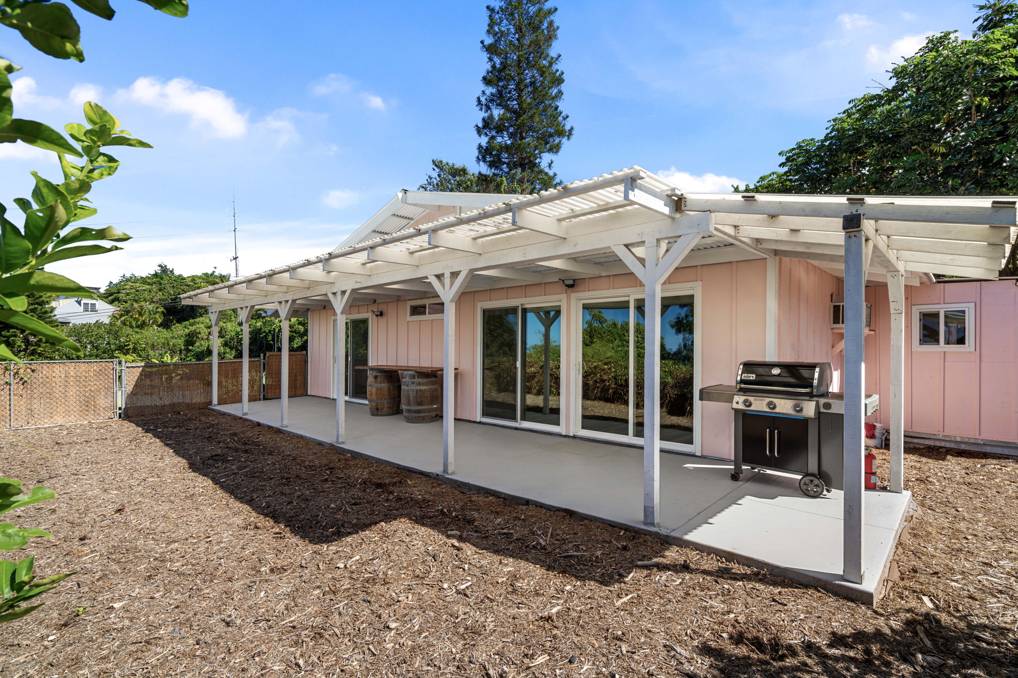 Lanai 1