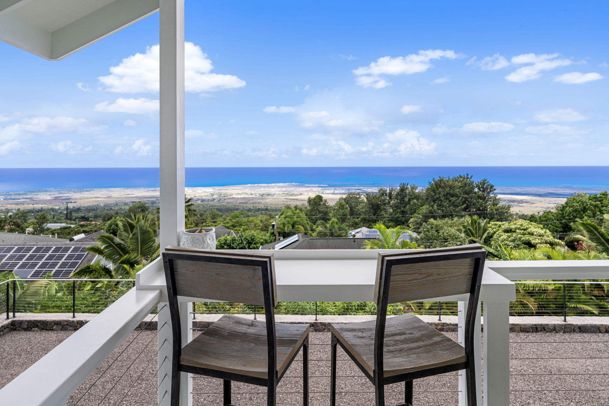 Lanai 1