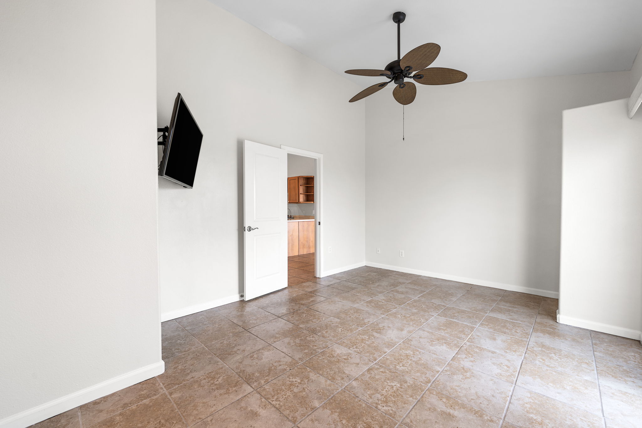 K Bedroom 1c
