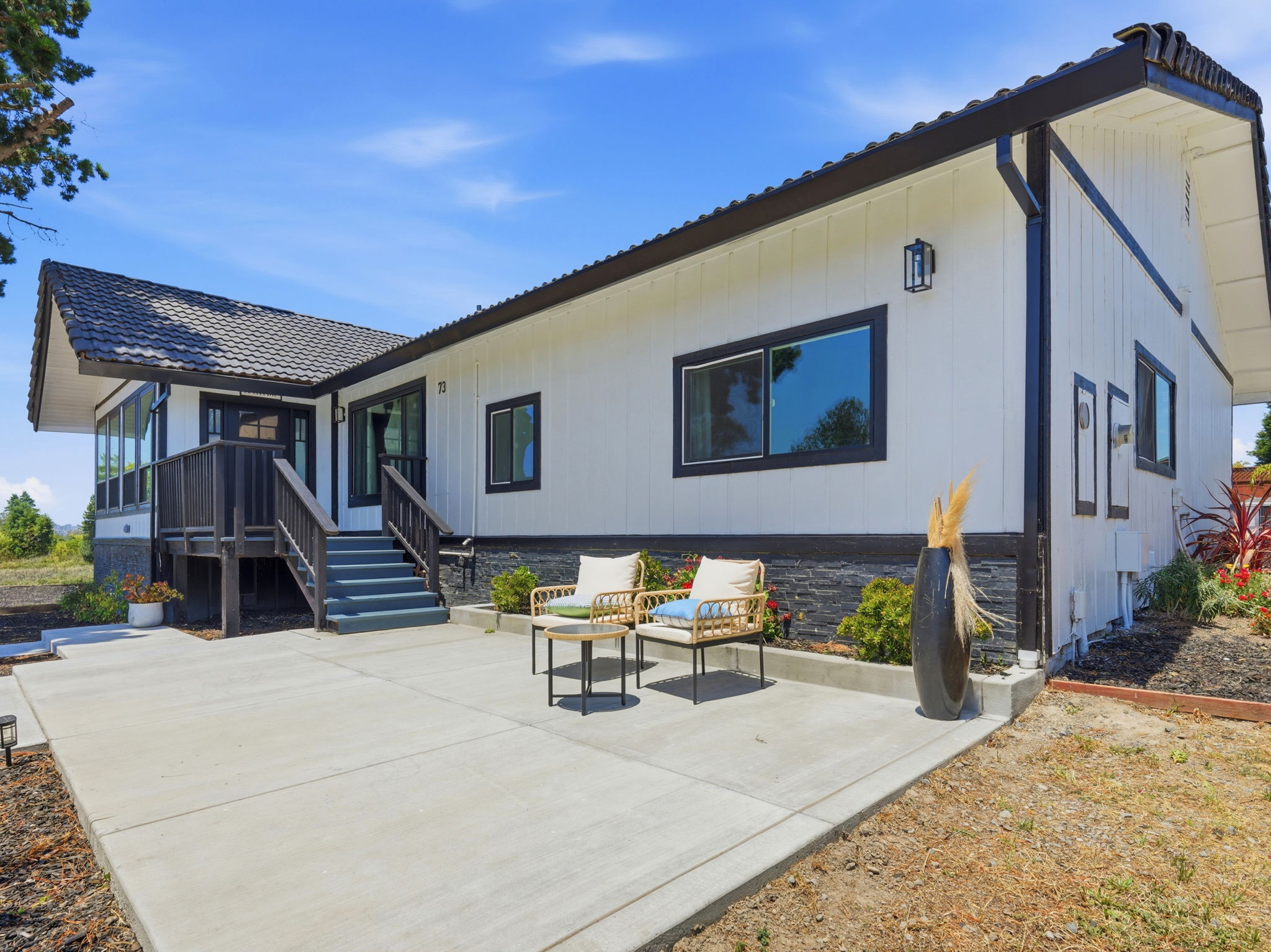 005_F8_73 Aloha Ct, Petaluma