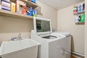  Photo 34