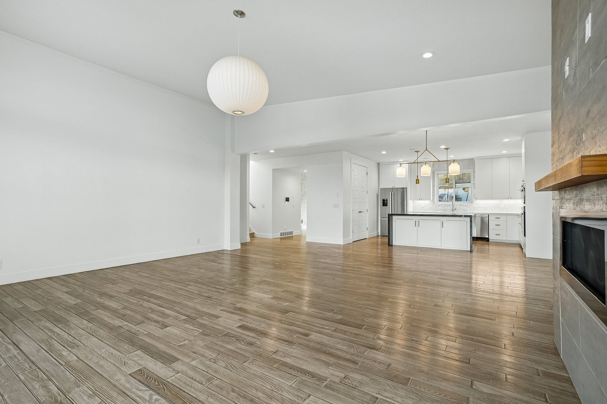 E Columbus Ct-S1408-008.jpg