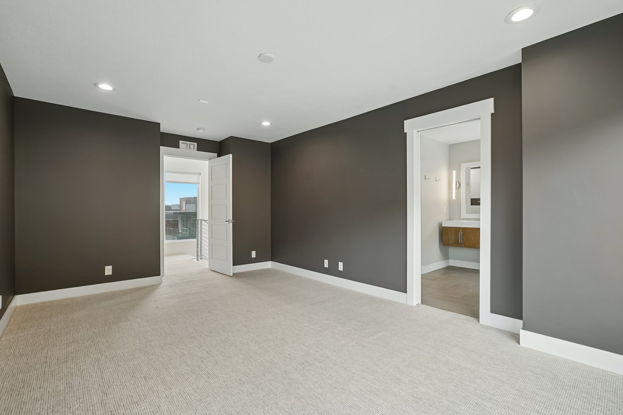 E Columbus Ct-S1408-022.jpg