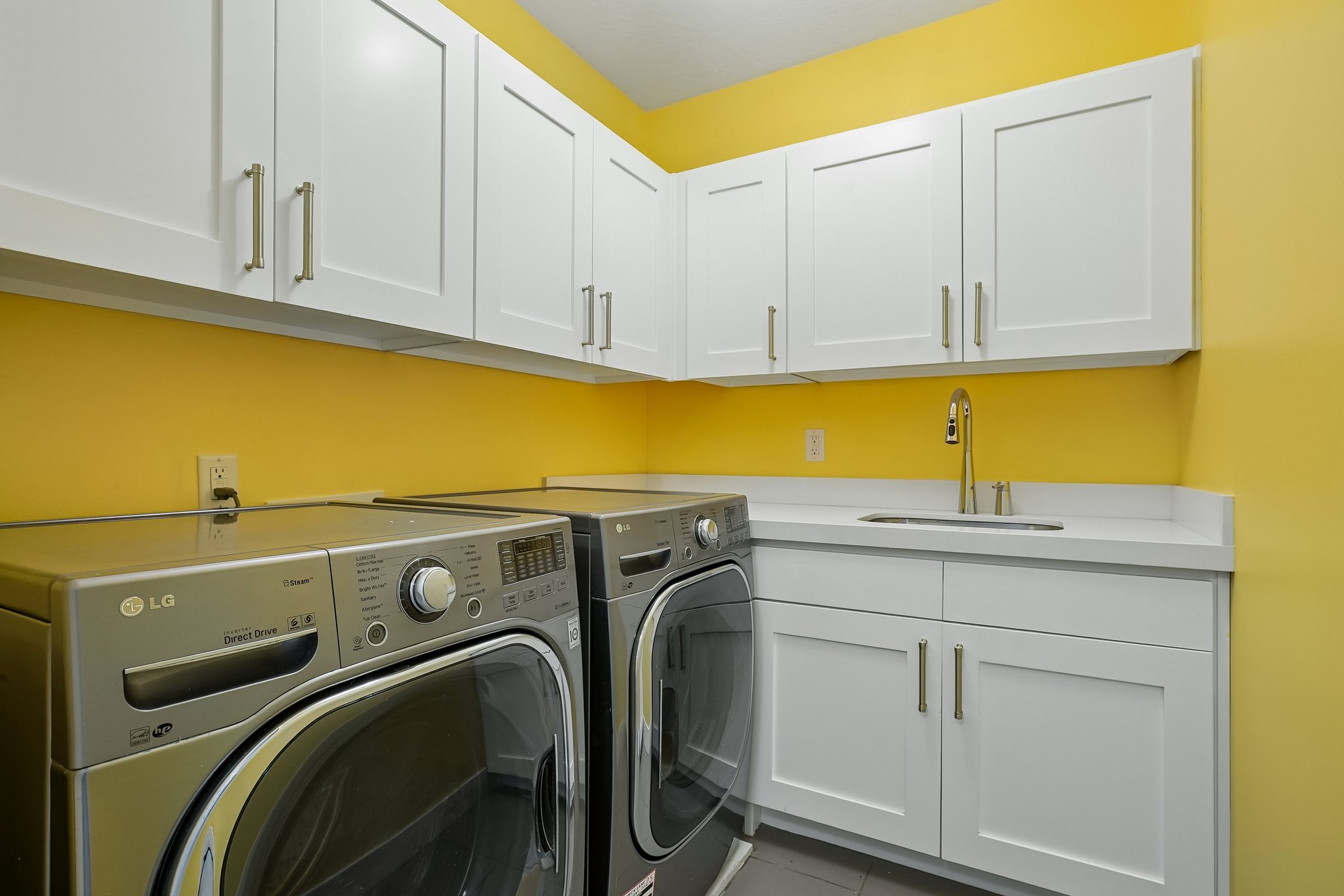 E Columbus Ct-S1408-035.jpg
