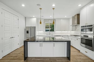 E Columbus Ct-S1408-010.jpg