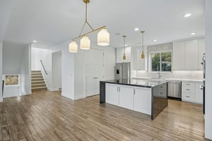 E Columbus Ct-S1408-013.jpg