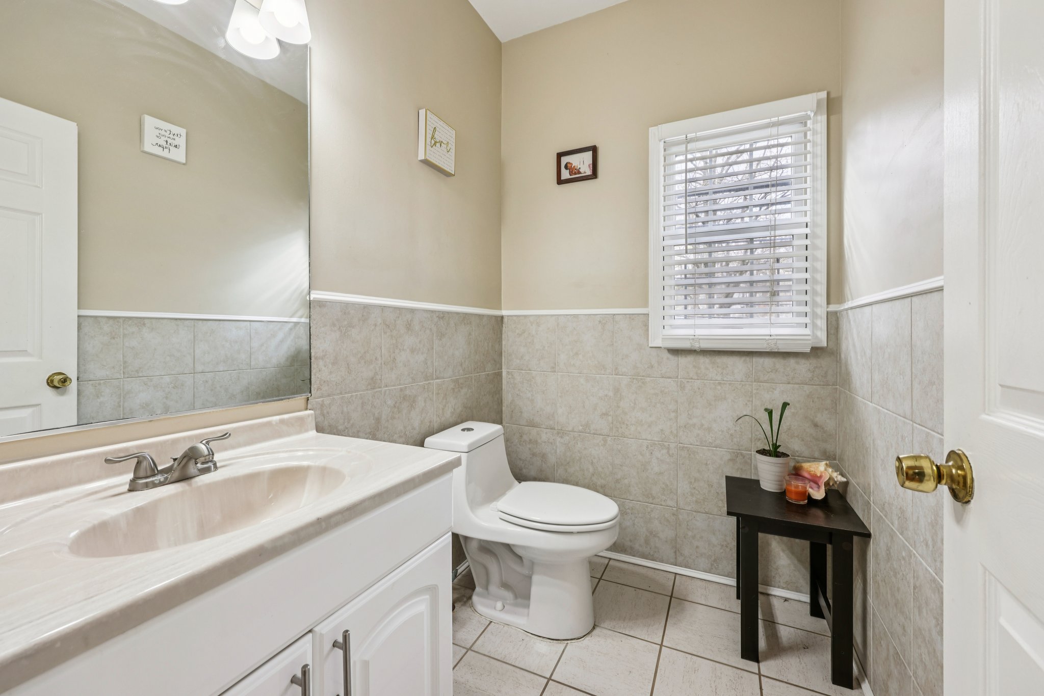 1st floor powder room