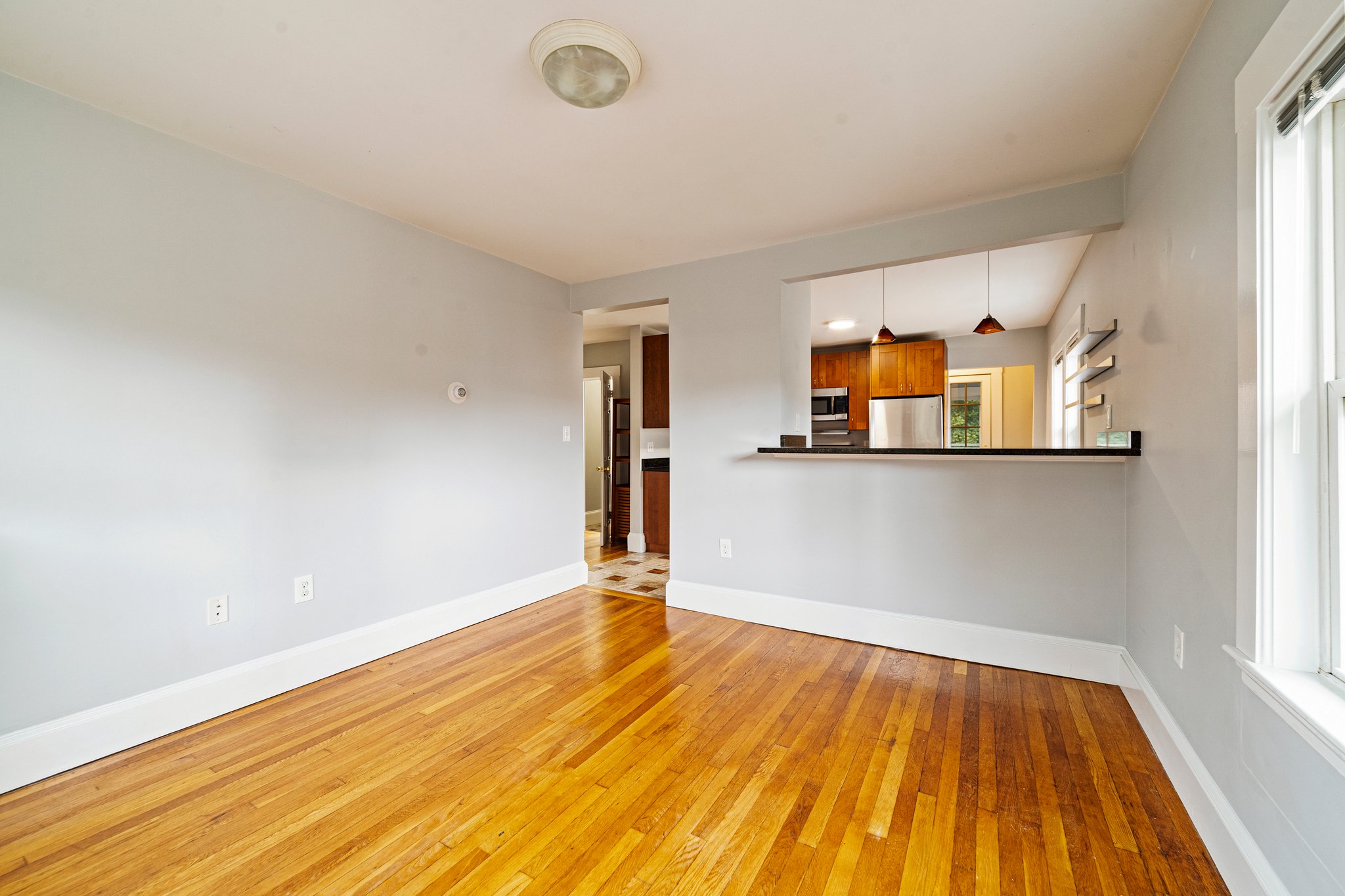 73 Highland St, Waltham, MA 02453, USA Photo 10