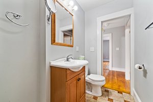 73 Highland St, Waltham, MA 02453, USA Photo 18