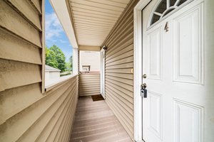 73 Highland St, Waltham, MA 02453, USA Photo 25