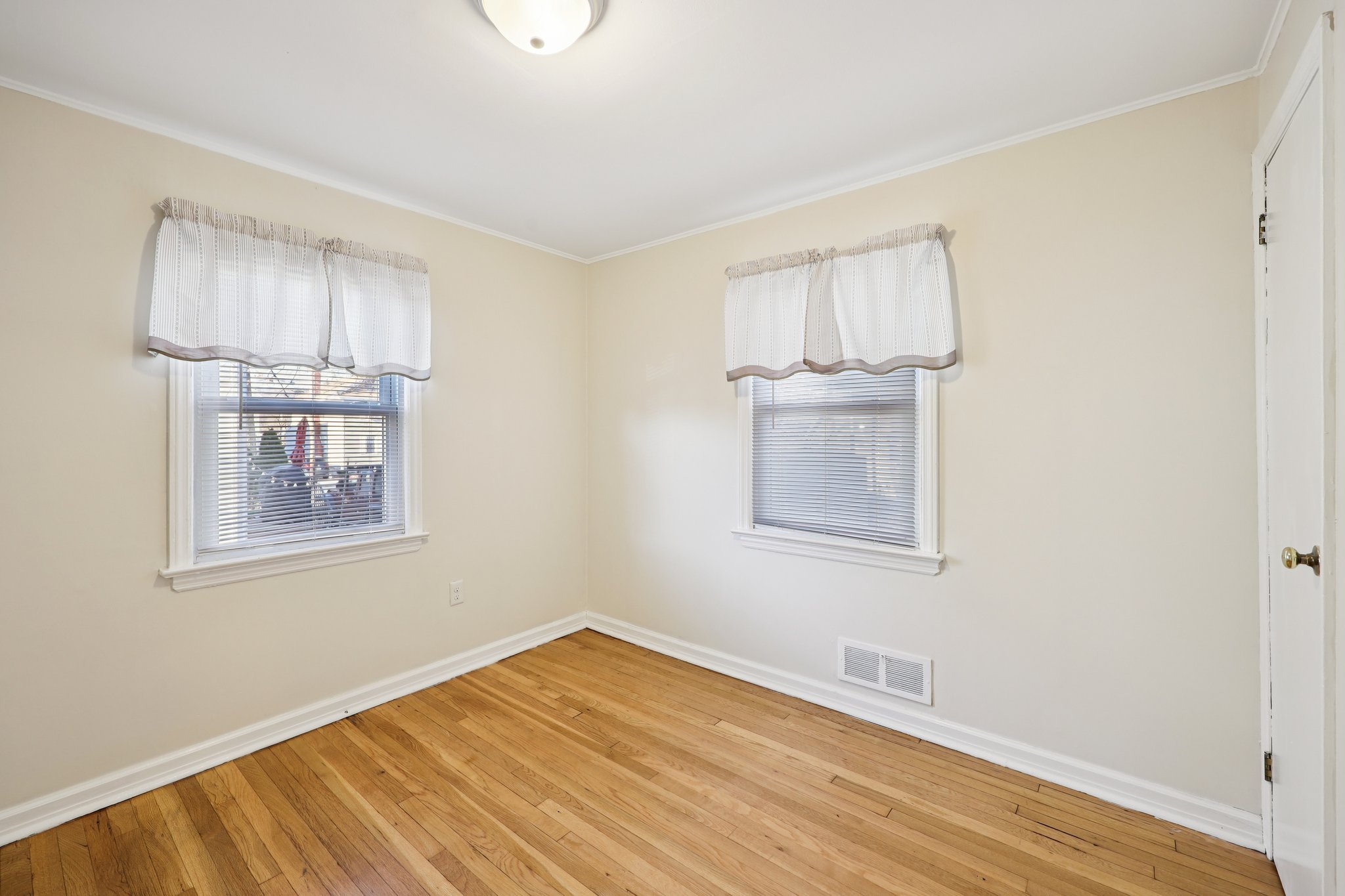 Horton Ave-S0612-028.jpg