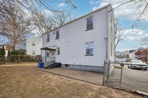 Horton Ave-S0612-047.jpg