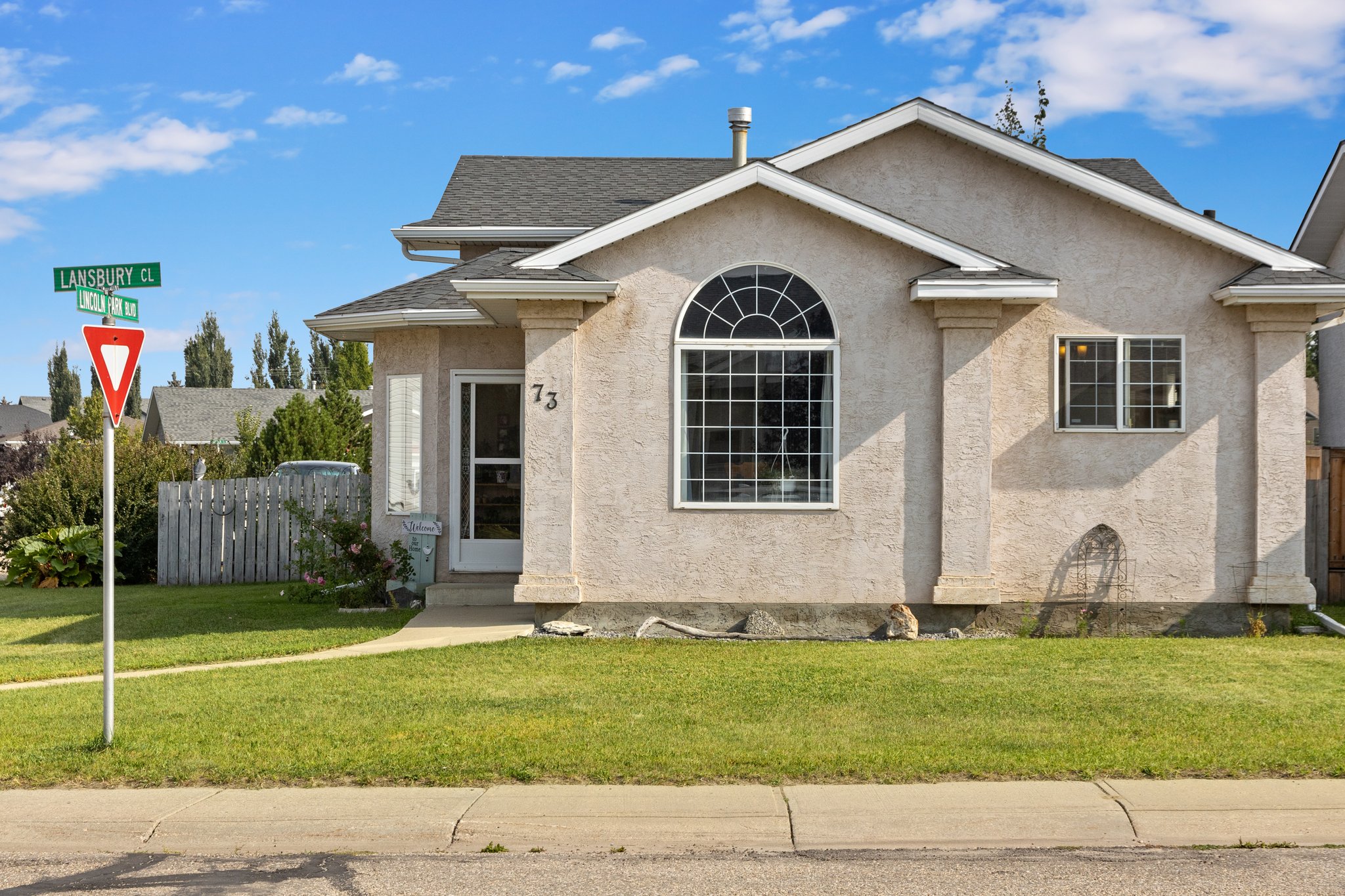 73 Lansbury Close, AB T4L 1P4 Realist Media Inc.