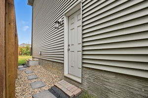  Photo 36