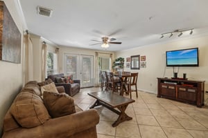 E Mather St Bldg L Unit 201-S1709-003.jpg