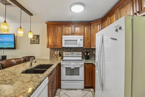 E Mather St Bldg L Unit 201-S1709-009.jpg