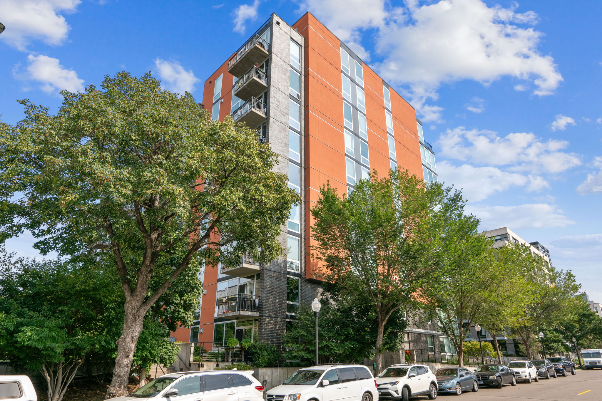 01_Exterior