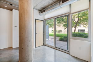 12_Interior