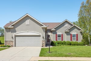 Summerset Dr-0905-003.jpg