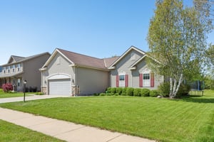 Summerset Dr-0905-007.jpg