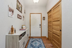 Summerset Dr-0905-008.jpg