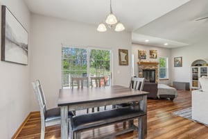 Summerset Dr-0905-012.jpg