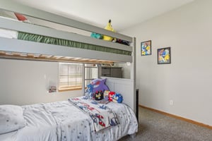 Summerset Dr-0905-023.jpg