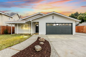 730 W Cross St Woodland CA 01