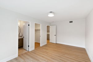 730 W Cross St Woodland CA 33