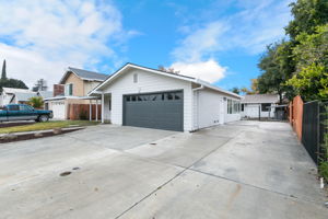 730 W Cross St Woodland CA 04