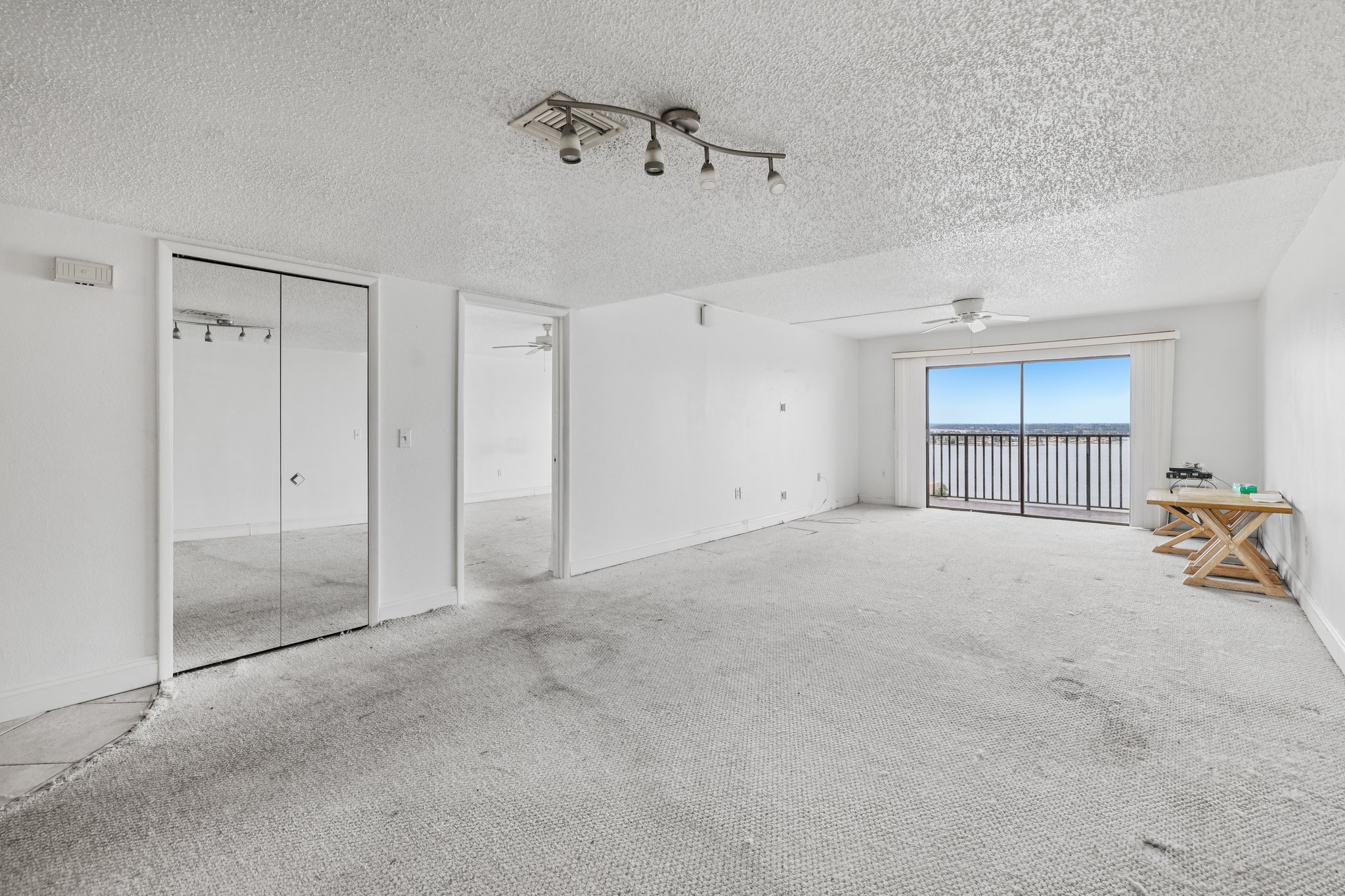 Sun Island Dr S 1602-S1007-009.jpg