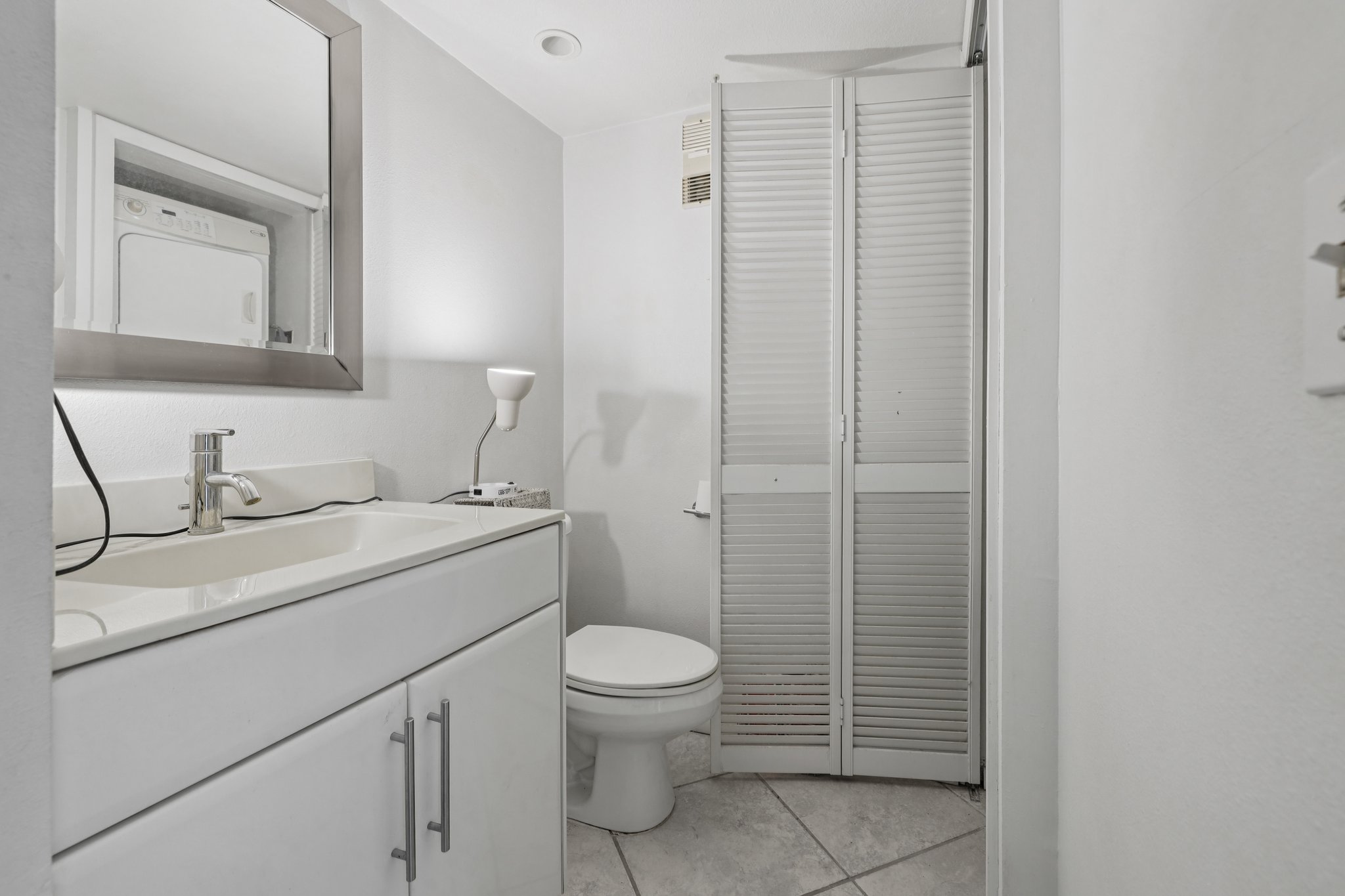 Sun Island Dr S 1602-S1007-015.jpg