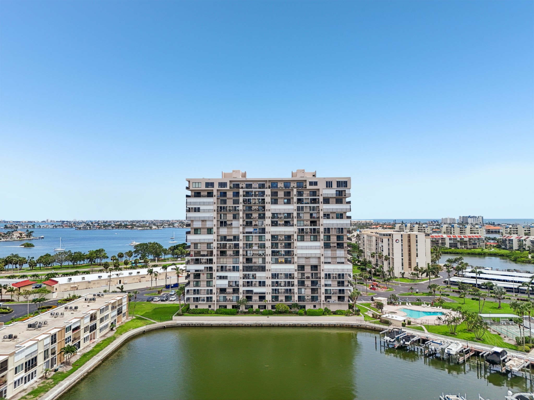 Sun Island Dr S 1602-S1007-030.jpg