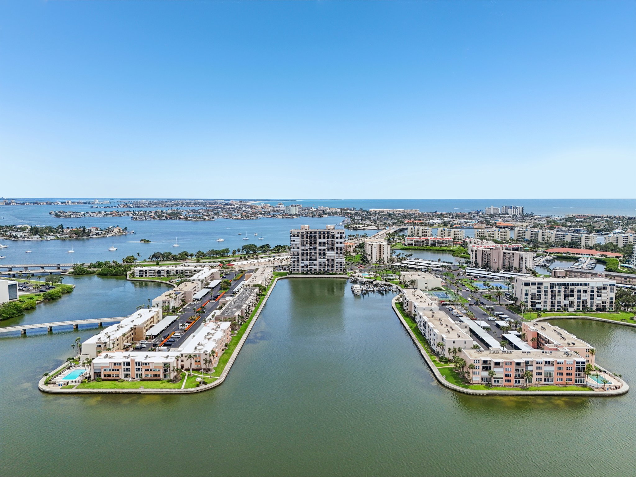 Sun Island Dr S 1602-S1007-031.jpg