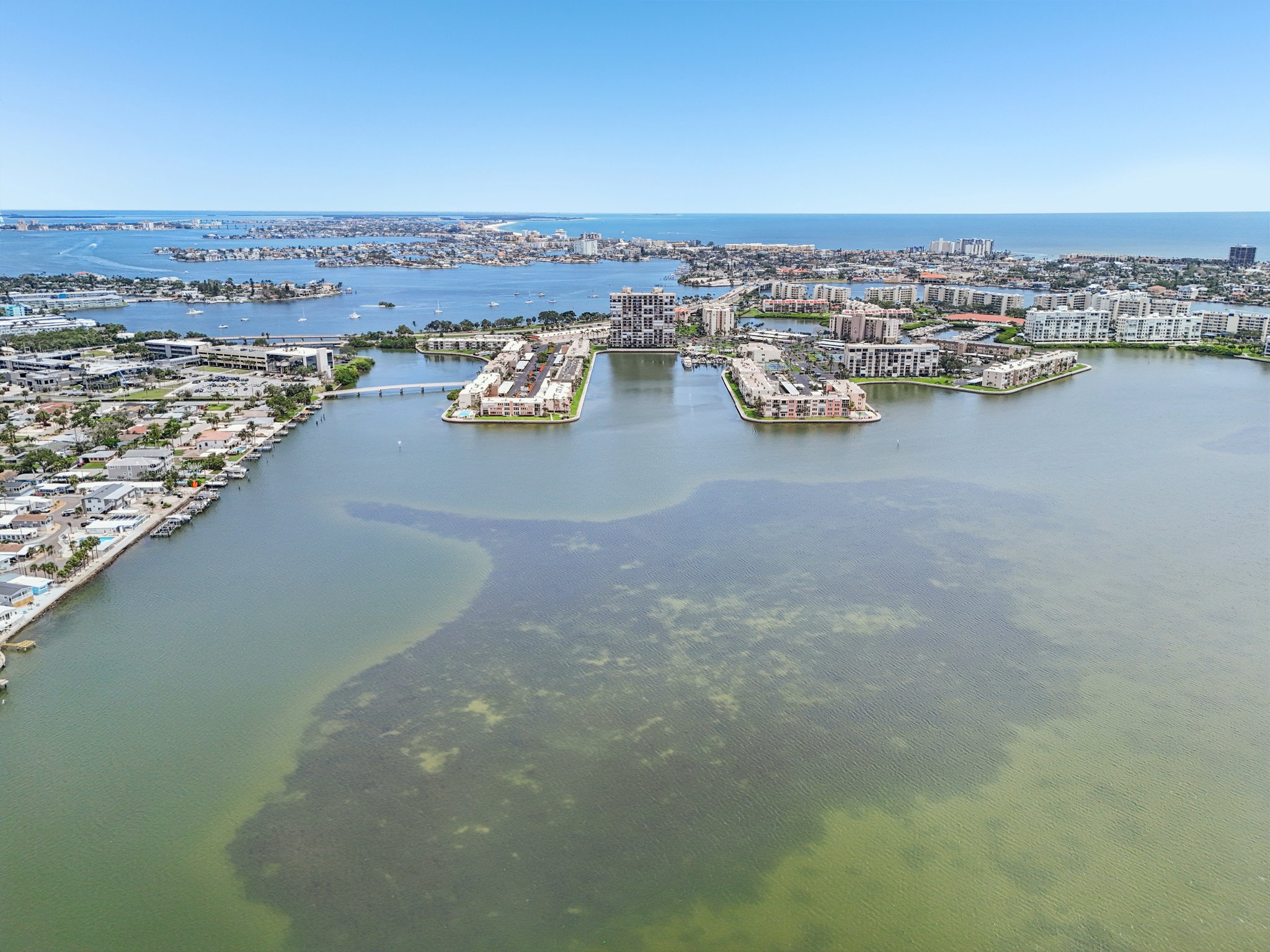 Sun Island Dr S 1602-S1007-032.jpg
