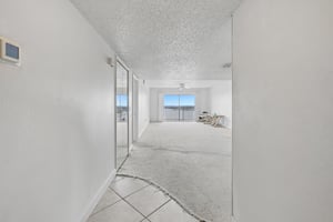 Sun Island Dr S 1602-S1007-005.jpg
